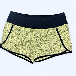 Lululemon Women's Yellow and Black Shorts